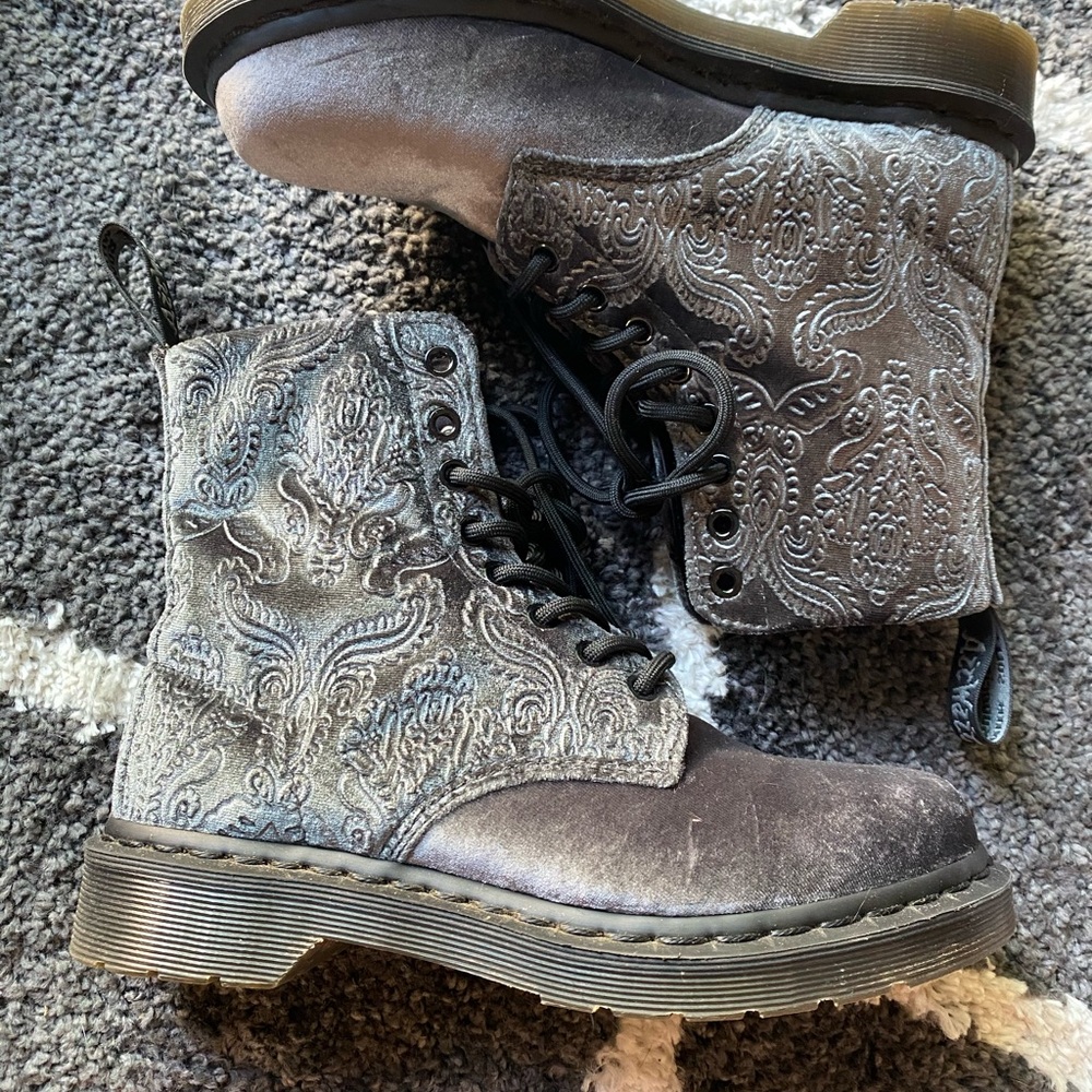 Grey Velvet Dr Martens Sz 6
